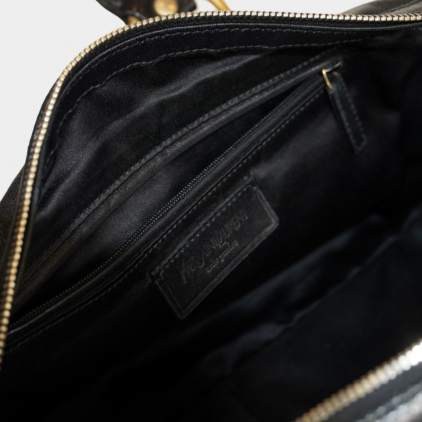 Yves Saint Laurent Muse Handbag