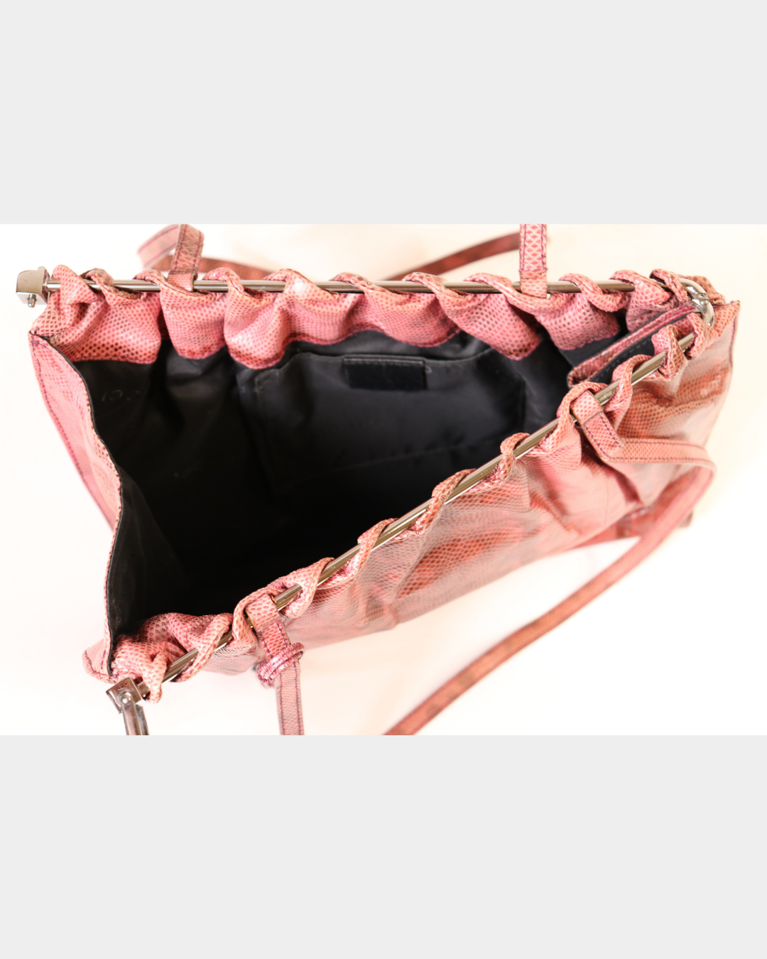 Gucci F/W1999 Tom Ford Lizard Embossed Bag - Pink
