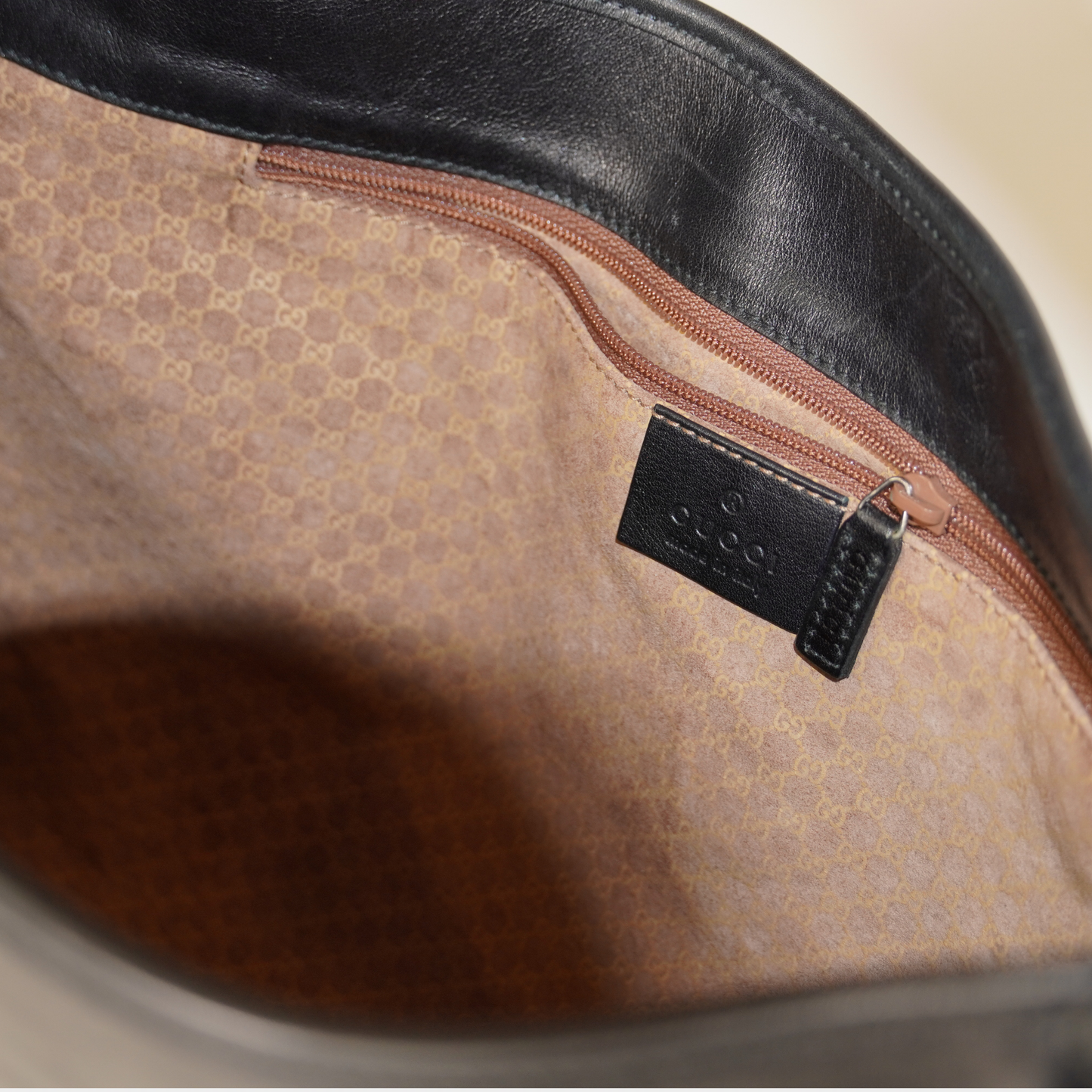 Gucci Leather Jackie O Hobo